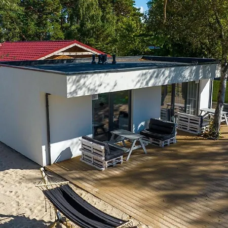 Nettes In Mit Eigener Terrasse *