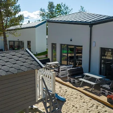 Nettes In Mit Eigener Terrasse *